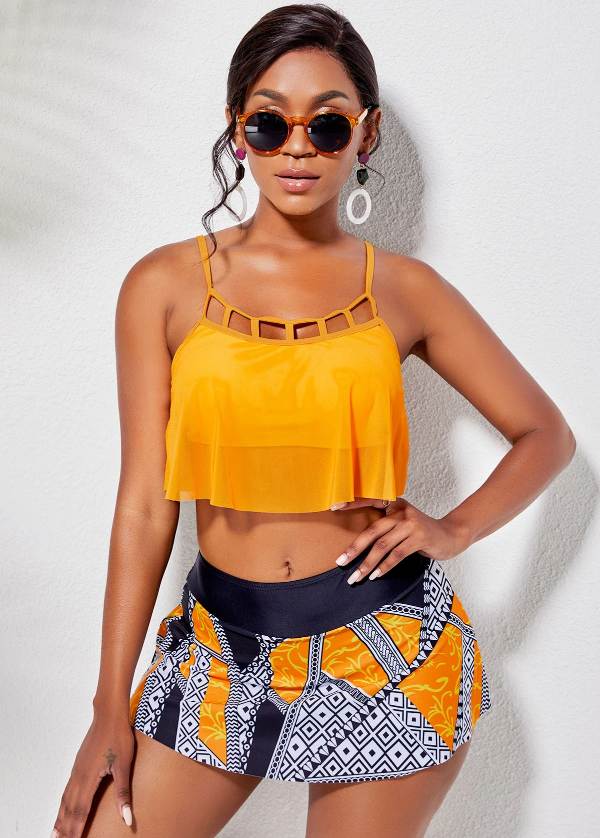 Cage Neck Overlay Top And Printed Pantskirt 4 Cage Neck Overlay Top And Printed Pantskirt - Image 4