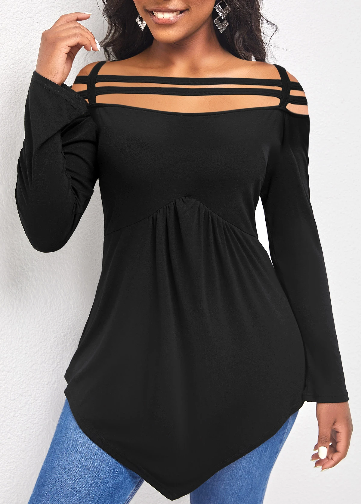 Black Asymmetric Hem Cold Shoulder T Shirt 1 Black Asymmetric Hem Cold Shoulder T Shirt